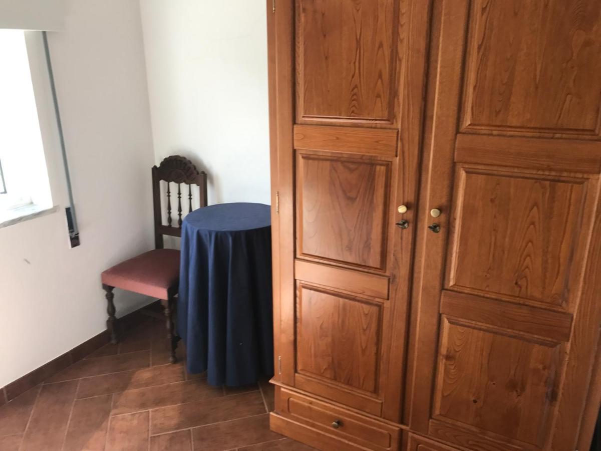 Europa Bed & Breakfast Castanheira de Pera Luaran gambar