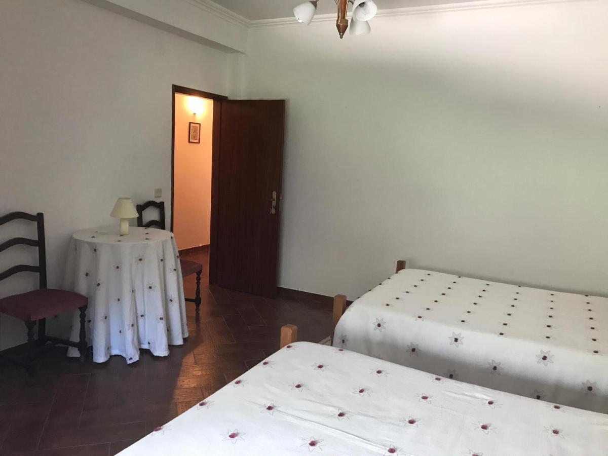 Europa Bed & Breakfast Castanheira de Pera Luaran gambar